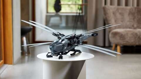 dune-fans-can-save-20%-on-the-1,369-piece-ornithopter-display-model