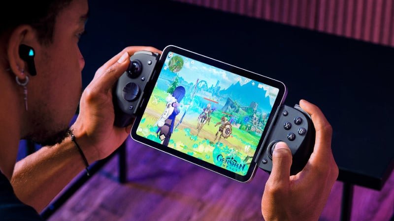 the-razer-kishi-v3-pro-is-the-best-mobile-gaming-controller-and-it’s-not-even-close