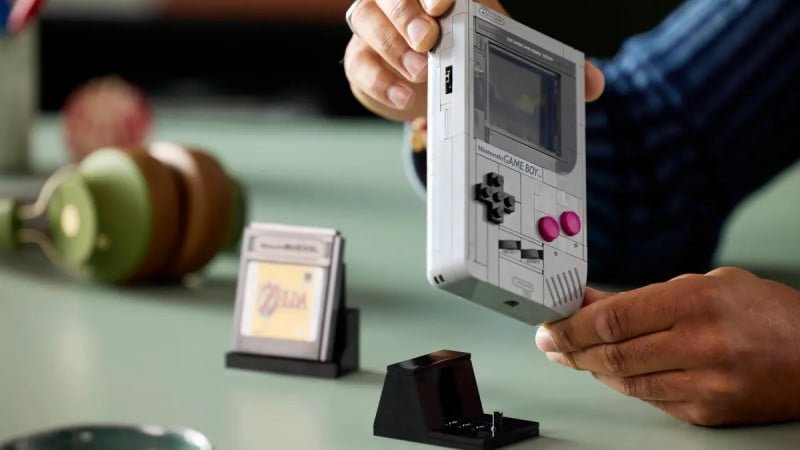 a-lego-game-boy-replica-comes-out-this-october