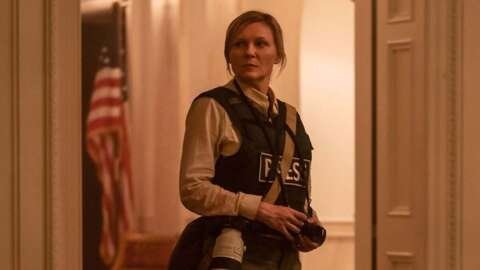 kirsten-dunst-wants-to-star-in-minecraft-2-to-make-money